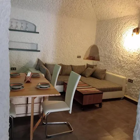 Cueva Pilones Apartment *